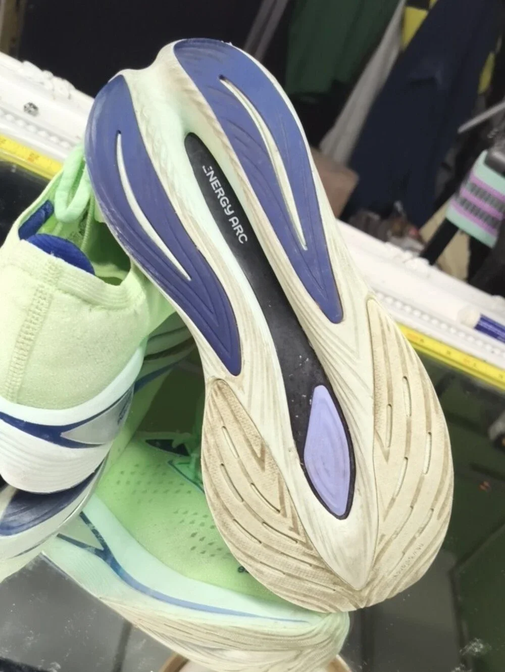 New Balance Women’s 10 FuelCell Running Shoes in Neon Green and Navy.  Very Nice